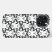 クロスした骨の透かし彫り iPhoneケース (裏面横)