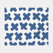 クロスしぼり：藍色ろうけつ染め柄 フリースブランケット (正面(横))
