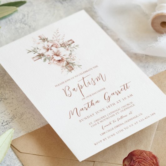 クロスエレガントとピンクの花の女の子バプテスマ 招待状