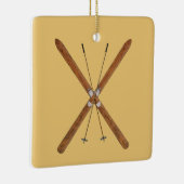 クロスカントリーのスキーとポール セラミックオーナメント (右)