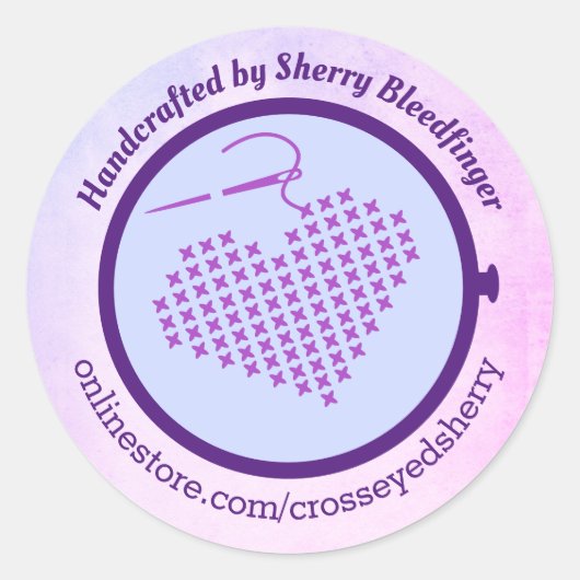 クロスステッチ刺繍フープハートパーソナライズされた ラウンドシール (正面)