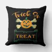 クロスボーンのトリックまたは治療ハロウィーンカボチャ クッション (正面)