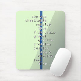 クロスワードの名前かメッセージか？緑の上 マウスパッド