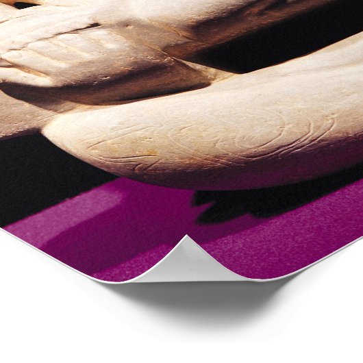 クロス脚の姿、ベビーを保持Olmec ポスター (角)