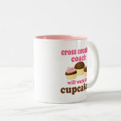 クロス・カントリーのコーチの(おもしろいな)ギフト ツートーンマグカップ (正面右)