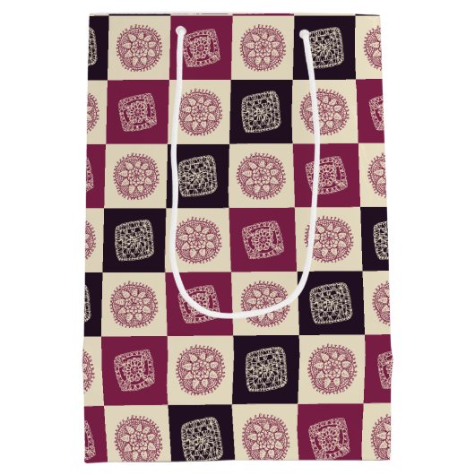 クロチェットグラニースクエアパターン ミディアムペーパーバッグ (裏面)