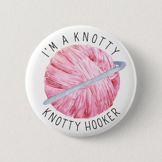 クロチェットジョークピンク糸 缶バッジ (正面)