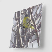 クロック – ブランチの黄色いフィンチ (傾斜)