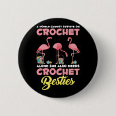 クロッチングのフラミンゴクラフティングクロシェのフレンズ糸 缶バッジ (正面)