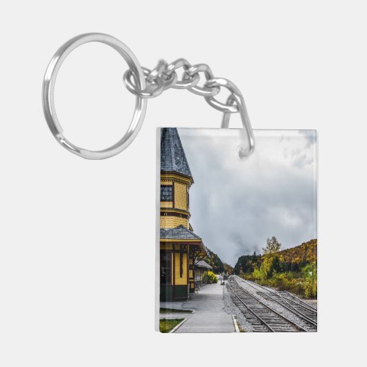 クロフォードノッチトレインステーションアクリルキーチェーン キーホルダー (正面左)