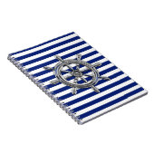 クロムのようなホイールをオン航海のストライプにする ノートブック (右側)