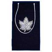 クロムのようなメープルリーフのレイシー炭素繊維プリント スモールペーパーバッグ (正面)