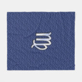 クロムライク《星座》乙女座〔占星術の〕十二宮図サインオンブルーデジタル迷彩柄 フリースブランケット (正面(横))