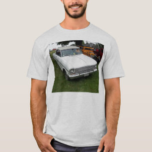 クロム正面図の白いchevy 1963年の新星 tシャツ