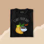 クロワッサン入りコーヒー Tシャツ