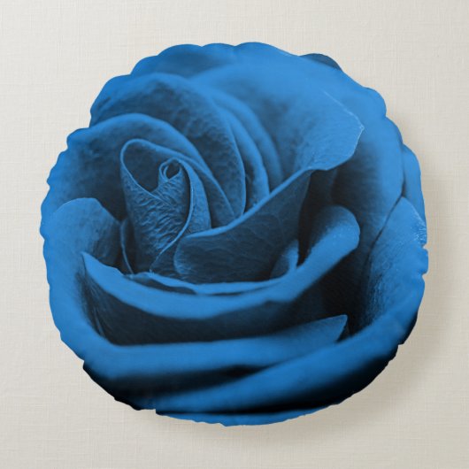 クローズアップの青赤いバラ、マクロの美しさ。 ラウンドクッション (正面)