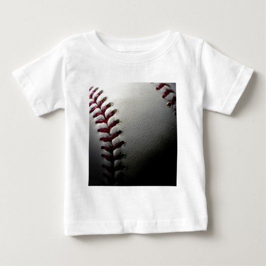 クローズアップ野球 ベビーTシャツ (正面)