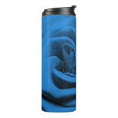 クローズアップ青の赤のローズ、マクロ美しい。 タンブラー (回転左)