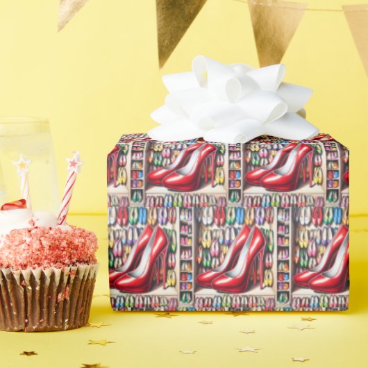 クローゼットの赤い靴 ラッピングペーパー (誕生日パーティー)