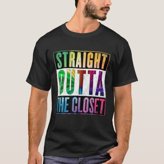 クローゼットを出て行く – ゲイプライドLGBT Tシャツ (正面)