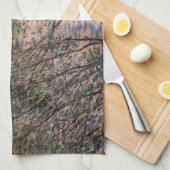 クロード・モネ – 枝を通して春 キッチンタオル (四つ折り)