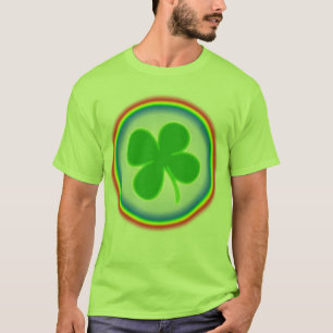 クローバーおよび虹 Tシャツ