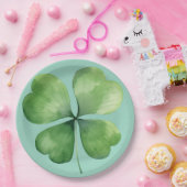 クローバーとシャムロックは豊富 ペーパープレート (パーティー)