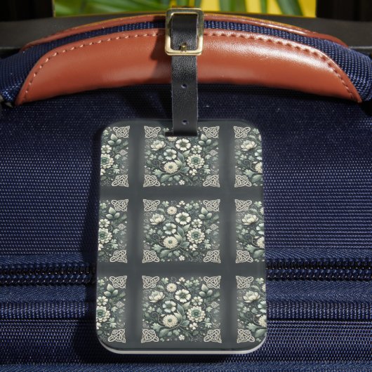 クローバーの結び模様の庭のささやき ラゲッジタグ (正面インサイチュ2)