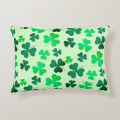 クローバーシャムロックアイリッシュグリーン春St patricks day アクセントクッション (正面)