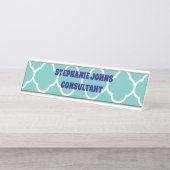 クローバーティール(緑がかった色)ブルーホワイトネーム文字テンプレート2020 デスクネームプレート (正面)