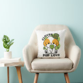 クローバーパップラブ – St. Patrick's Day Dog Design クッション (椅子)