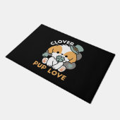 クローバー付きラッキーアップ – 聖パトリックの日の贈り物 ドアマット (アングル)