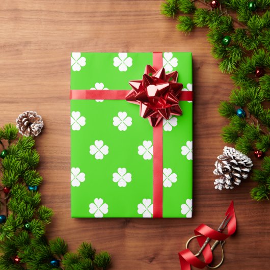 クローバー風味の紙ラッピング ラッピングペーパー (クリスマスギフト)