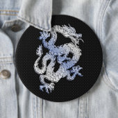 クロームスタイルドラゴンオンブラックスネークスキンプリント 缶バッジ (インサイチュ)