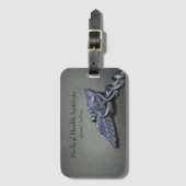 クロームプロフェッショナルメディカルカドゥーセウス – ラゲージタグ (正面縦)