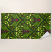 クワガタとシダ、緑葉の花 ビーチタオル (正面)