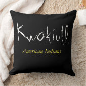 クワキトル・アメリカン・インディアントリブTシャツ クッション (ブランケット)