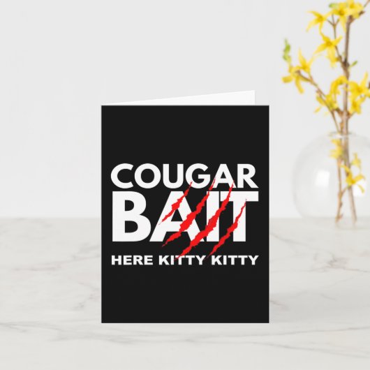 クーガーベイトおもしろいハロウィーン衣装オールドウーマンヨン カード (黄色い花)