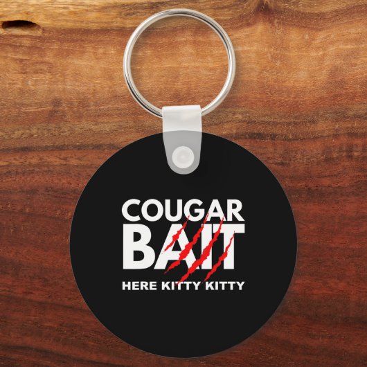 クーガーベイトおもしろいハロウィーン衣装オールドウーマンヨン キーホルダー (正面)