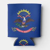 クーラーボックスと米国ノースダコタ州旗。 缶クーラー (正面)