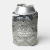 クーラーボックス – 砂の中の2つのハート 缶クーラー (缶正面)