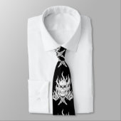 クールでエレガントな白黒の種族の入れ墨のスカル ネクタイ (タイ)