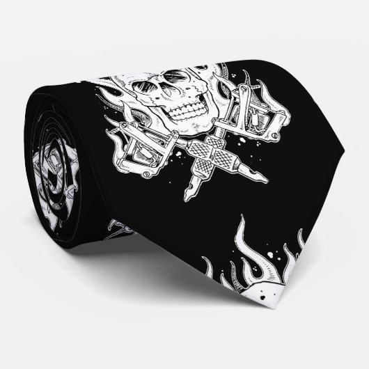 クールでエレガントな白黒の種族の入れ墨のスカル ネクタイ (ロール)