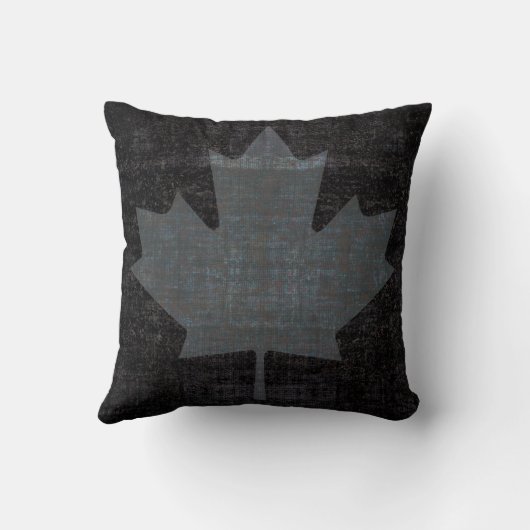 クールでグランジなカナダのカエデの葉の旗 クッション (裏面)