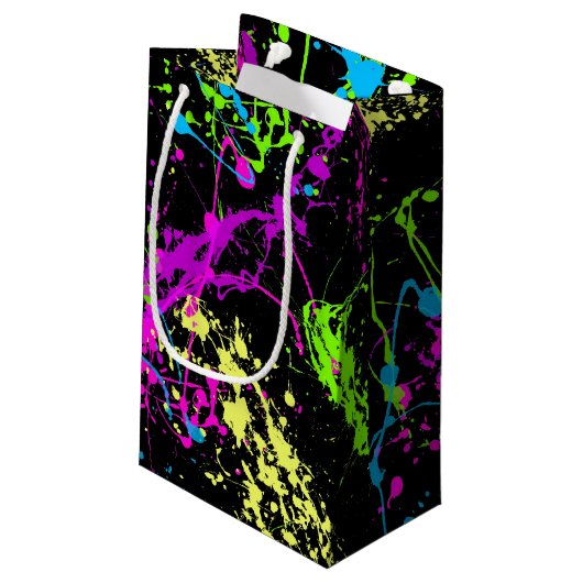 クールで抽象的なレトロの虹のペンキの(ばちゃばちゃ)跳ねるの黒 スモールペーパーバッグ (裏面アングル)