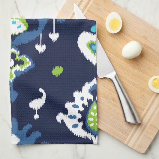 クールで暗い濃紺および緑の種族のイカットは印刷します キッチンタオル (四つ折り)