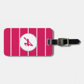 クールで粋でガーリーなピンクの白くストライプのなモノグラム ラゲッジタグ (正面横)