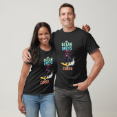 クールなケーン・コルソのサーフィン・ドッグ Tシャツ (ユニセックス)