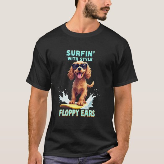 クールなコッカー・スパニエル サーフィンをする犬 Tシャツ (正面)