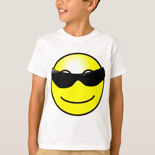 クールなサングラスの黄色の顔 Tシャツ (正面)